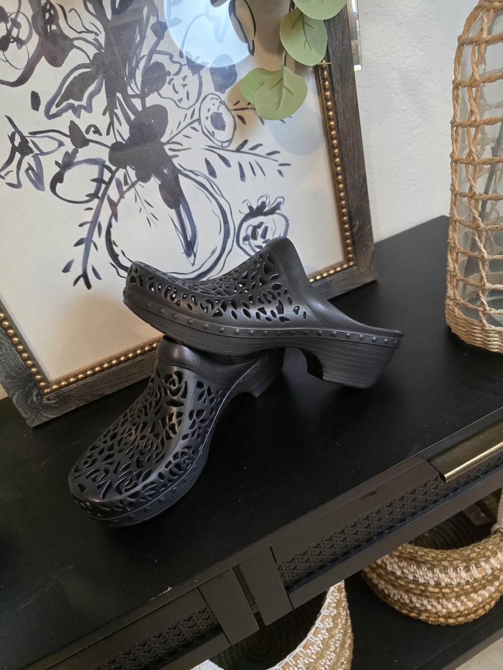 Dansko Women’s Pippa Mule Black Clogs Laser Cut Floral 41
